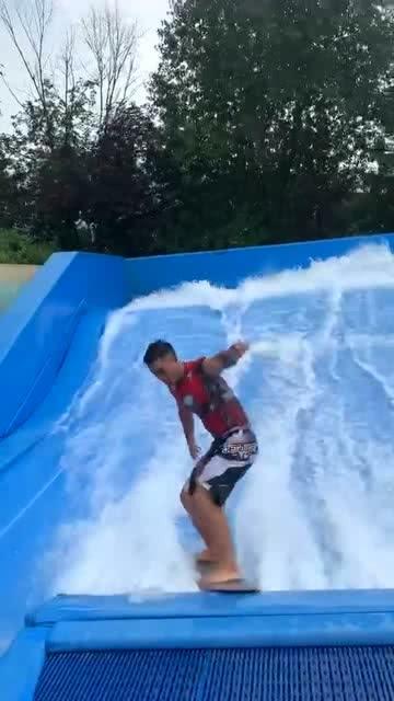 逃离逃犯藏身之处